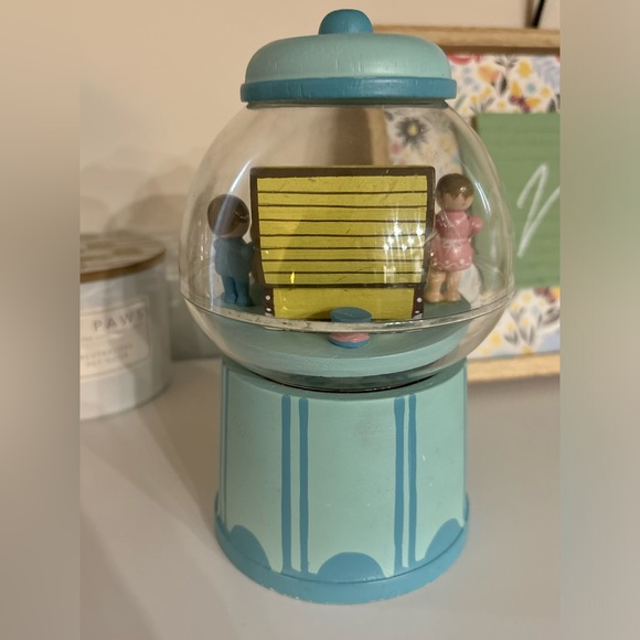 ENESCO vintage gum-ball machine music box - Picture 5 of 7